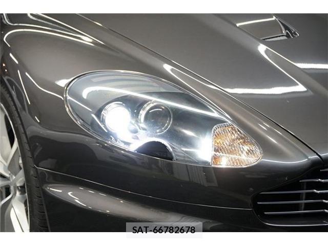 Aston Martin Aston Martin 2011-05 801154-6