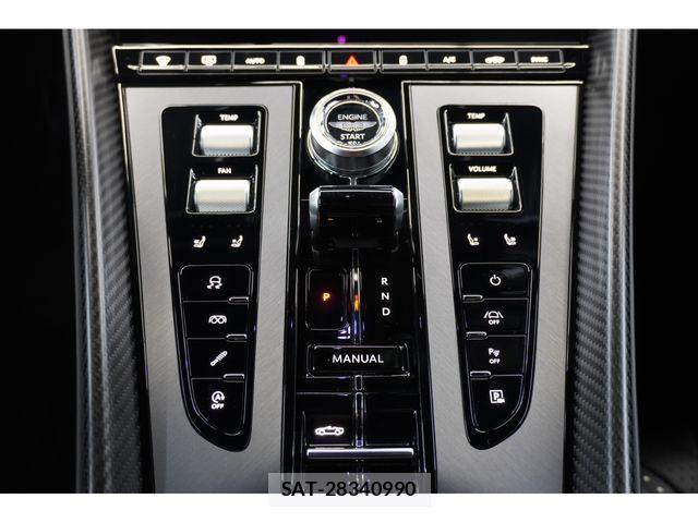 Aston Martin Aston Martin 2024-04 3933110-4