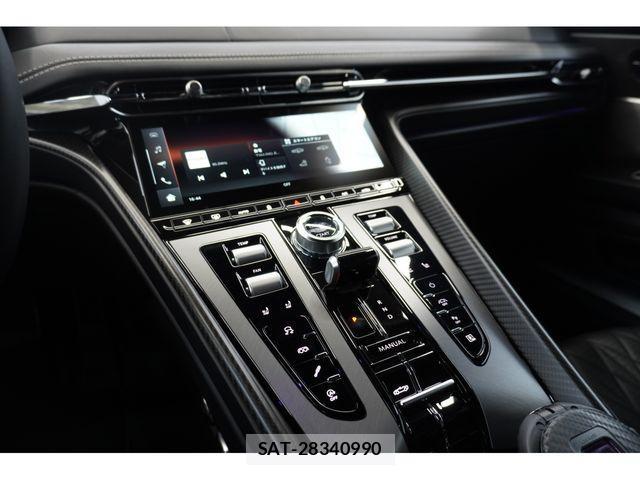 Aston Martin Aston Martin 2024-04 3933110-5
