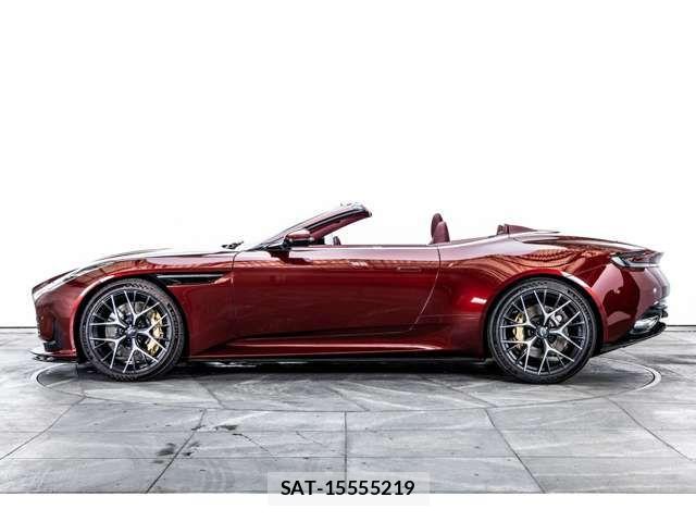 Aston Martin Aston Martin 2025-06 8795277-16