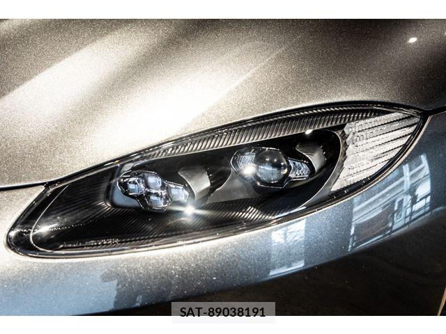 Aston Martin Aston Martin 2023-10 3013151-18