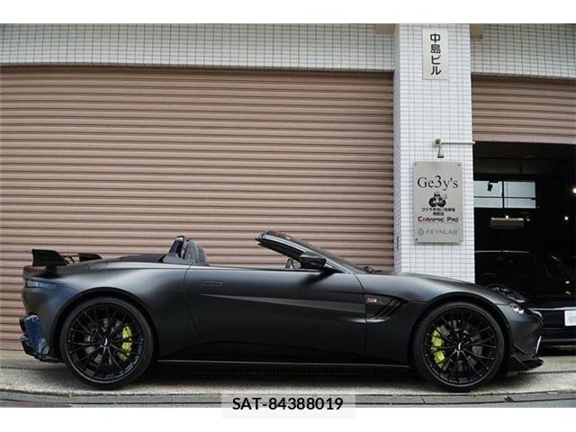 Aston Martin Aston Martin 2022-06 8244615-11