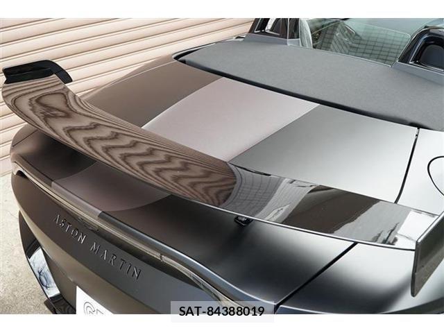 Aston Martin Aston Martin 2022-06 8244615-19