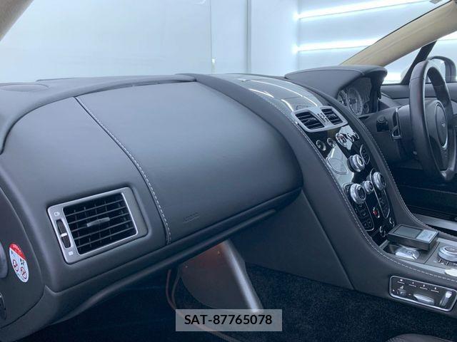 Aston Martin Aston Martin 2016-10 6674988-11