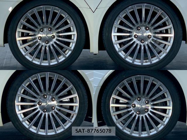 Aston Martin Aston Martin 2016-10 6674988-23