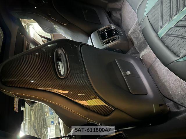 Aston Martin Aston Martin 2024-11 687221-18