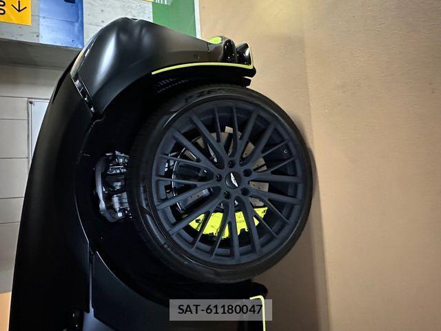 Aston Martin Aston Martin 2024-11 687221-5