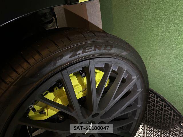 Aston Martin Aston Martin 2024-11 687221-7