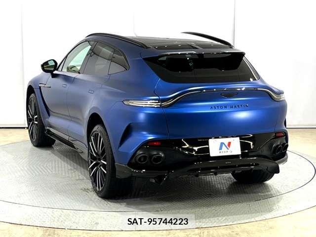 Aston Martin Aston Martin 2023-06 860674-9