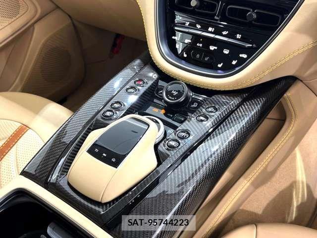 Aston Martin Aston Martin 2023-06 860674-11