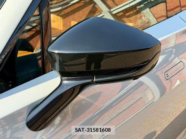 Aston Martin Aston Martin 2024-03 1425812-10