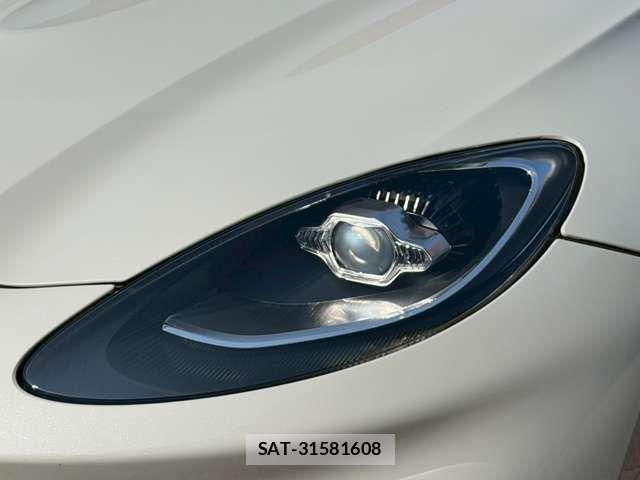 Aston Martin Aston Martin 2024-03 1425812-13