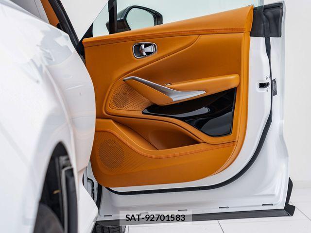 Aston Martin Aston Martin 2023-03 1623573-16