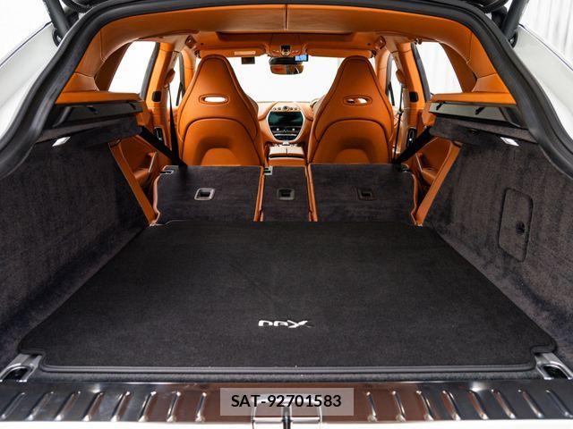 Aston Martin Aston Martin 2023-03 1623573-29