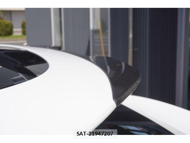 Aston Martin Aston Martin 2023-01 7249809-11