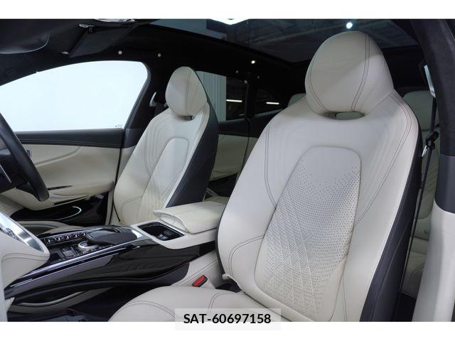Aston Martin Aston Martin 2023-05 8098022-21