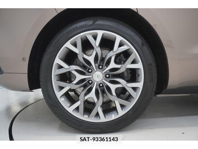 Aston Martin Aston Martin 2023-03 8740500-11