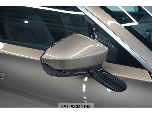 Aston Martin Aston Martin 2023-03 8740500-12