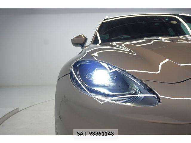 Aston Martin Aston Martin 2023-03 8740500-15