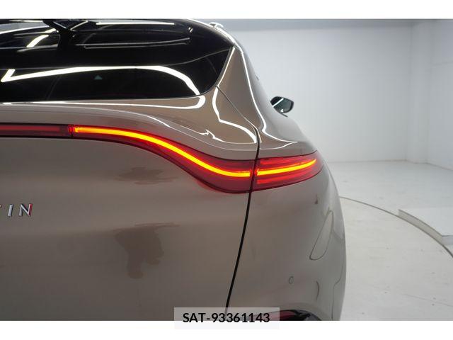 Aston Martin Aston Martin 2023-03 8740500-17