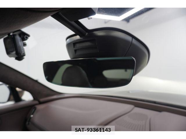 Aston Martin Aston Martin 2023-03 8740500-26
