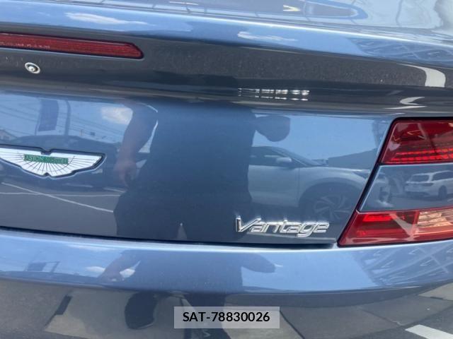 Aston Martin Aston Martin 2008-04 7978517-11