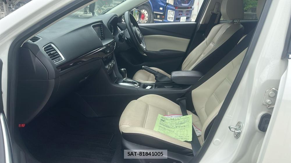 Mazda ATENZA 2013-06 7367370-10
