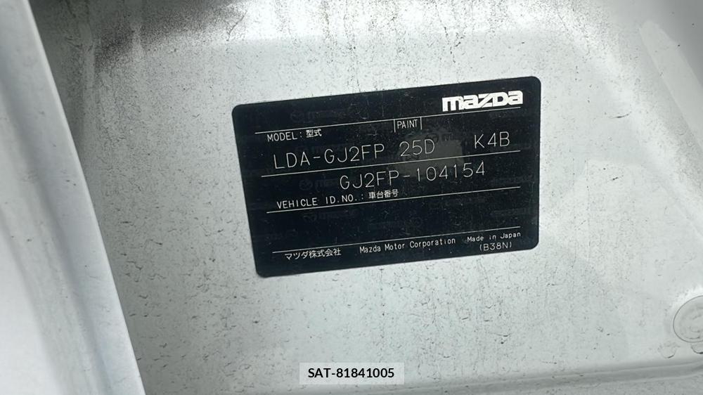 Mazda ATENZA 2013-06 7367370-35
