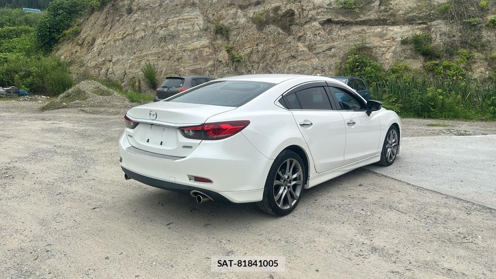 Mazda ATENZA 2013-06 7367370-4