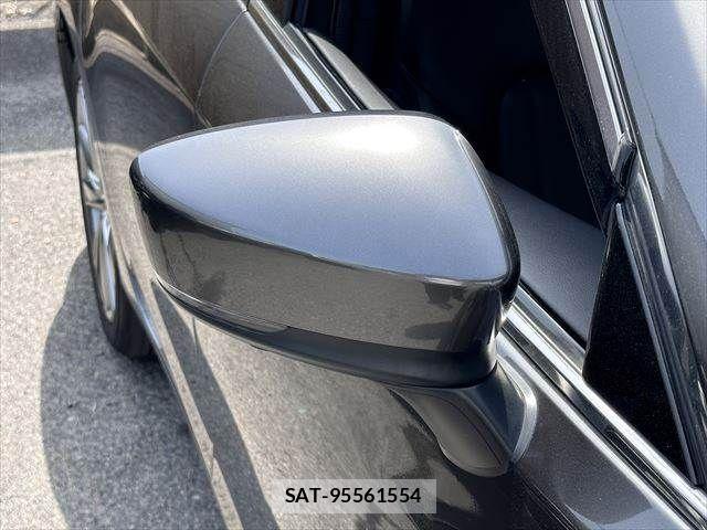 Mazda ATENZA 2019-02 881951-18