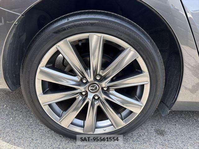 Mazda ATENZA 2019-02 881951-21