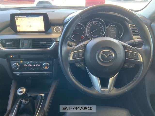 Mazda ATENZA WAGON 2015-05 3371184-16
