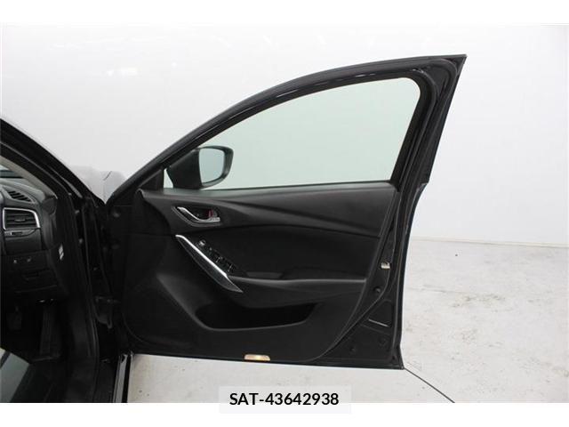 Mazda ATENZA WAGON 2015-03 3831639-29