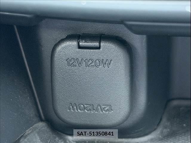 Mazda ATENZA WAGON 2013-04 5860266-26