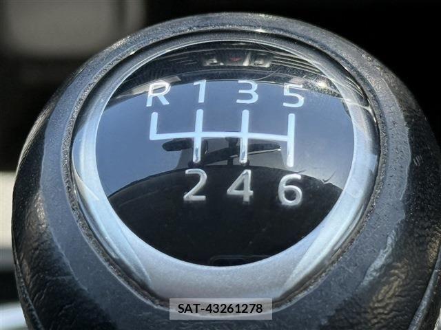 Mazda ATENZA WAGON 2013-05 6242123-1