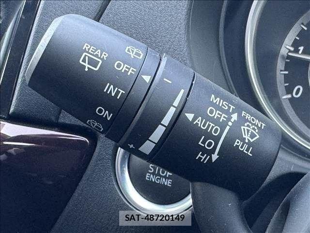 Mazda ATENZA WAGON 2013-01 7020029-17