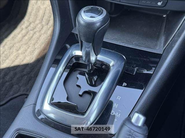 Mazda ATENZA WAGON 2013-01 7020029-24