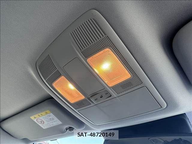 Mazda ATENZA WAGON 2013-01 7020029-28