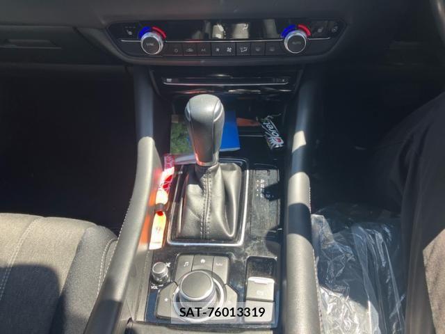 Mazda ATENZA WAGON 2018-06 7214913-23