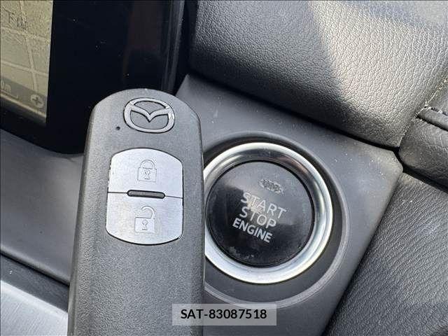 Mazda ATENZA WAGON 2015-03 7214906-17