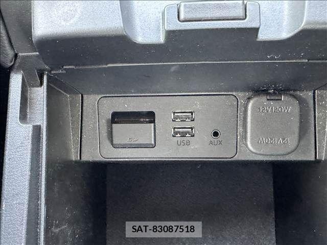 Mazda ATENZA WAGON 2015-03 7214906-26