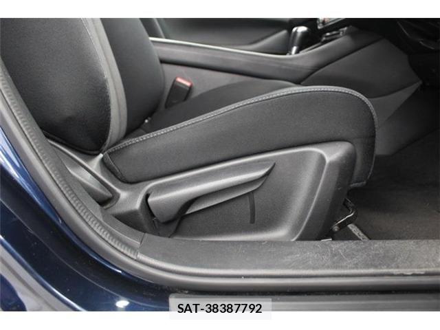 Mazda ATENZA WAGON 2019-02 7214917-25