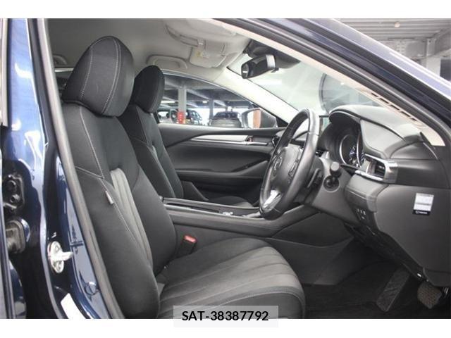 Mazda ATENZA WAGON 2019-02 7214917-26