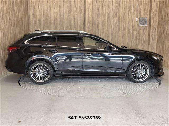 Mazda ATENZA WAGON 2017-09 7214902-18
