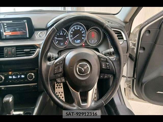 Mazda ATENZA WAGON 2016-02 7214905-10