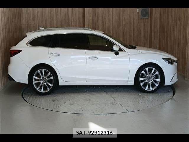Mazda ATENZA WAGON 2016-02 7214905-16