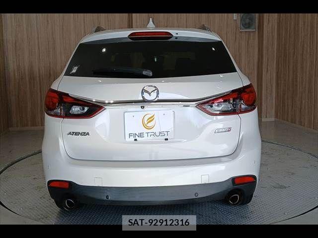Mazda ATENZA WAGON 2016-02 7214905-18