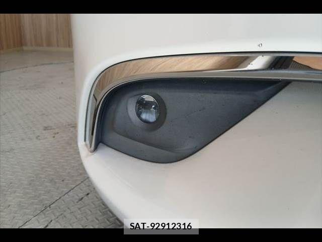 Mazda ATENZA WAGON 2016-02 7214905-24