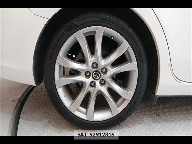 Mazda ATENZA WAGON 2016-02 7214905-28
