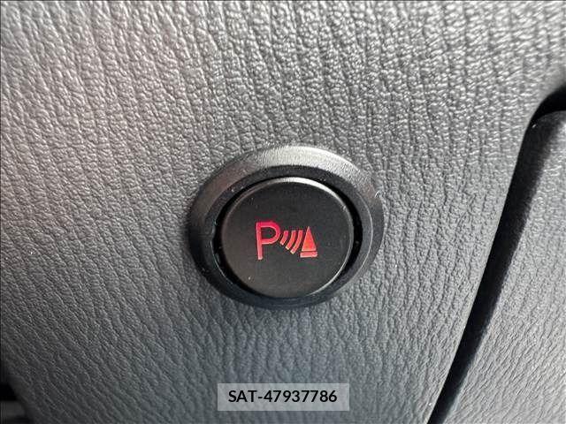 Mazda ATENZA WAGON 2014-05 7271538-25